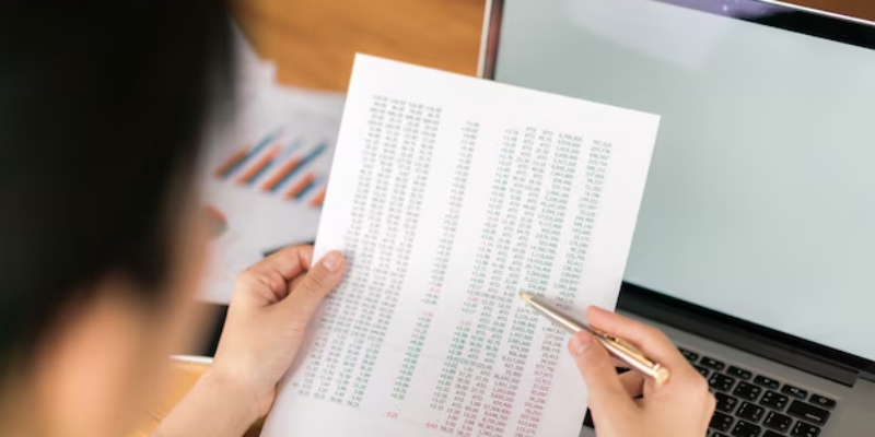 Rekening Koran: Definisi, Fungsi & Cara Mendapatkannya