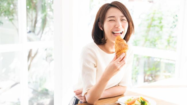 Cara Mengenali Orang dari Kebiasannya Santap Makanan Paling Enak di Suapan Terakhir